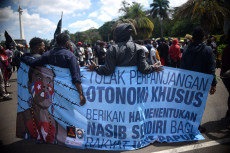 Mahasiswa Papua Gelar...