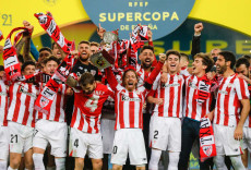 Athletic Bilbao Raih...