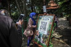 Uji Coba Pembukaan Kawasan...