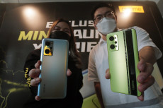 Smartphone Idola Anak...