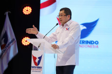 Partai Perindo Gelar...