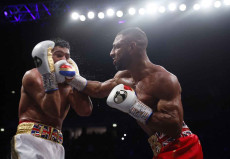 Menang TKO, Kell Brook...