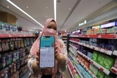 Berbelanja Mudah, Watsons...