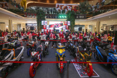Kontes Motor Modifikasi...
