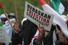 Aksi Solidaritas untuk...