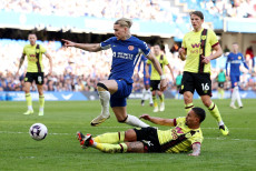 Chelsea Ditahan Imbang...