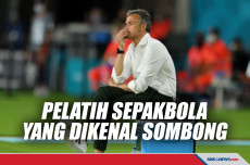 Pelatih Sepak Bola yang...