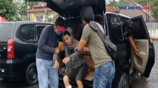 Pelaku Perampokan dan...
