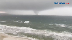 Angin Tornado Hantam...