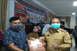 Dampak Covid-19, Pemkab Taput Bagikan Voucher BLT bagi Masyarakat Miskin