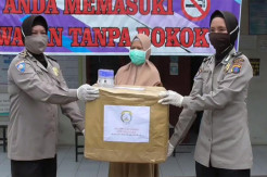 Tangani Covid-19, Polda Sumut Salurkan Bantuan APD dan Alat Kesehatan