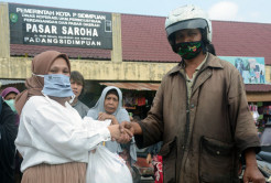 Jelang Ramadhan, IKAPADA Bagikan Sembako dan Masker
