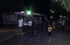 Cara Unik dan Heboh Pemuda di Wajo Bangunkan Warga Sahur