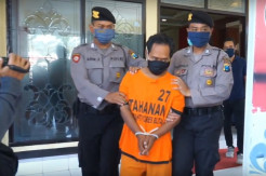 Oknum Guru SMP di Blitar...