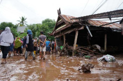 Warga Terdampak Banjir di Bantaeng Diungsikan ke 8 Titik