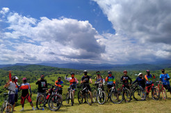 Sport Tourism Menggeliat di Bukit Teletubbies Labuan Bajo