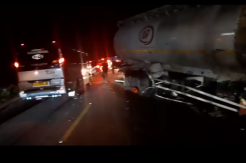 Rem Blong Mobil Boks Tabrak Truk Semen, Satu Meninggal