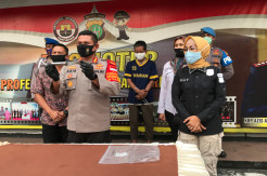 Tega, Pria Ini Setubuhi...