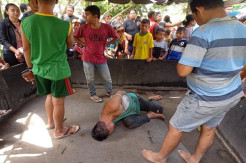 Nekat Bobol Rumah Tetangga, Pria Ini Bonyok Dihajar Massa