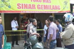 Gasak 2 Kg Emas Senilai Rp2 Miliar, Perampok Berpistol Lukai 2 Warga