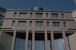 Sekjen Positif Covid-19, Gedung KY Disegel dan Disemprot Disinfektan