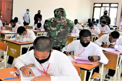 Putra Asli Papua Antusias Ikuti Tes Masuk Calon Bintara dan Tamtama TNI AL