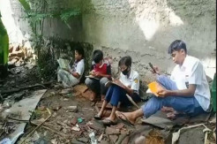 Menyedihkan, Begini Cara Pelajar di Lampung untuk Dapat Wifi Gratis