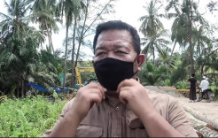Pulang dari Perindo, Bupati Madina Pimpin Perbaikan Jembatan Ambrol