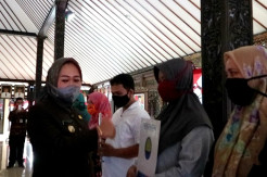 Kredit Mawar, Pinjaman Tanpa Bunga Bagi Pedagang Terdampak Corona