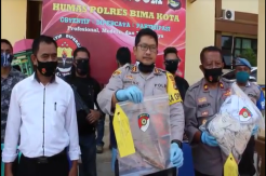 Lamaran Ditolak, Dosen di NTB Bunuh Gadis Pujaannya di Jalan Raya