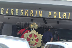 Diperiksa hingga Jelang Subuh, Anita Kolopaking Ditahan