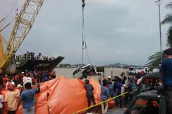 Mobil Tercebur ke Sungai Mahakam Bisa Dievakuasi, Korban Tak Ditemukan