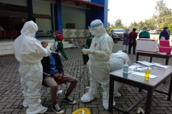 Antisipasi Cluster Baru UNIB Gelar Tes Swab Massal
