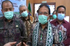 Sofyan Djalil Bagikan 4.000 Sertifikat Tanah di Lampung Secara Virtual