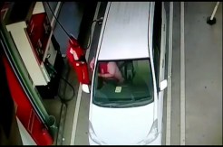 Keterlaluan, Ibu Pengendara Mobil Tega Tipu Petugas SPBU