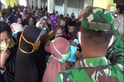 Gelar Tradisi Tolak Bala, Warga Nyaris Ricuh Saat Bagi Beras