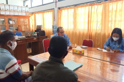 Larang Warga Main Bola di Pesisir Pantai Pede, Pemkab Manggarai Barat Tutup Hotel Pantai Pede Permai
