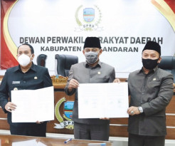 Peraturan Daerah APBD Tahun 2021 Resmi Disahkan