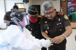 Kajati dan Wakajati Sulsel Jalani Tes Urin, Hasilnya Belum Keluar