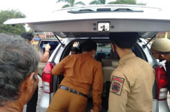 Mobil Goyang di Halaman Masjid Raya Hebohkan Warga Sidimpuan
