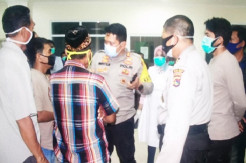 Kapolres Bima Kota Tenangkan Warga yang Tak Terima Keluarganya Meninggal Divonis COVID