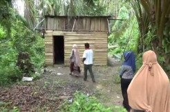 Karakter Menolong Membuat...
