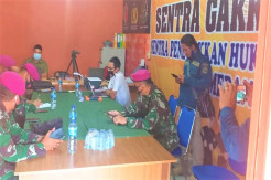 Marinir Keberatan Foto...