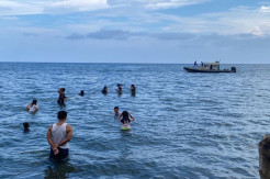 Ditpolairud Polda Sulut Kerahkan Kapal Polisi di Objek Wisata Pantai