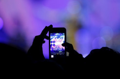 Pengamat: Waktu Pemakaian Media Sosial Harus Dibatasi