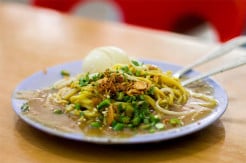 Kuliner Unik Batam, Mi Lendir hingga Putu Miring