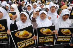 Hati-Hati, Perempuan Lebih Gampang Terpapar Fanatisme Beragama