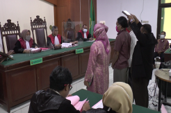 Viral, Terdakwa Langgar Status Tahanan Kota Hakim Terkesan Membiarkan