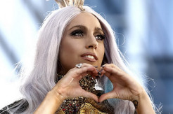 Lady Gaga Dipinang untuk...