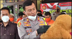 Kelabui Polisi, Ibu Muda Ini Sembunyikan Sabu dalam Boneka